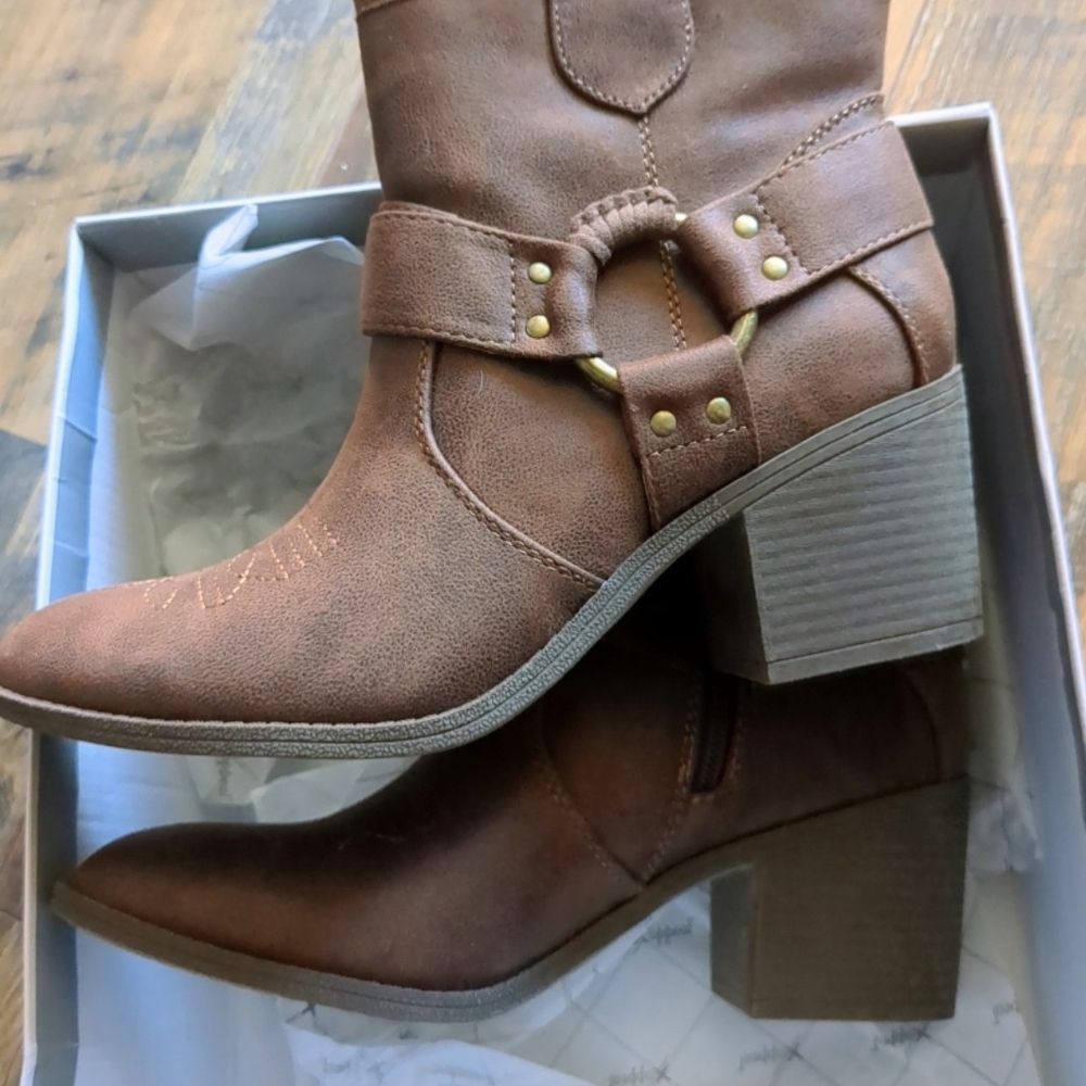 Xappeal Boots Brown NEW 7.5